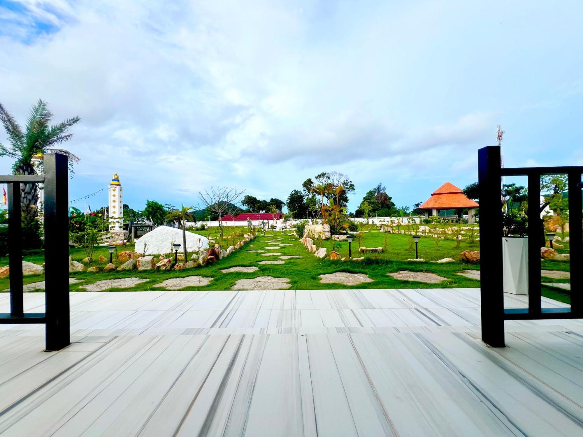 Thmorda Resort Koh Rong Sanloem Exterior photo