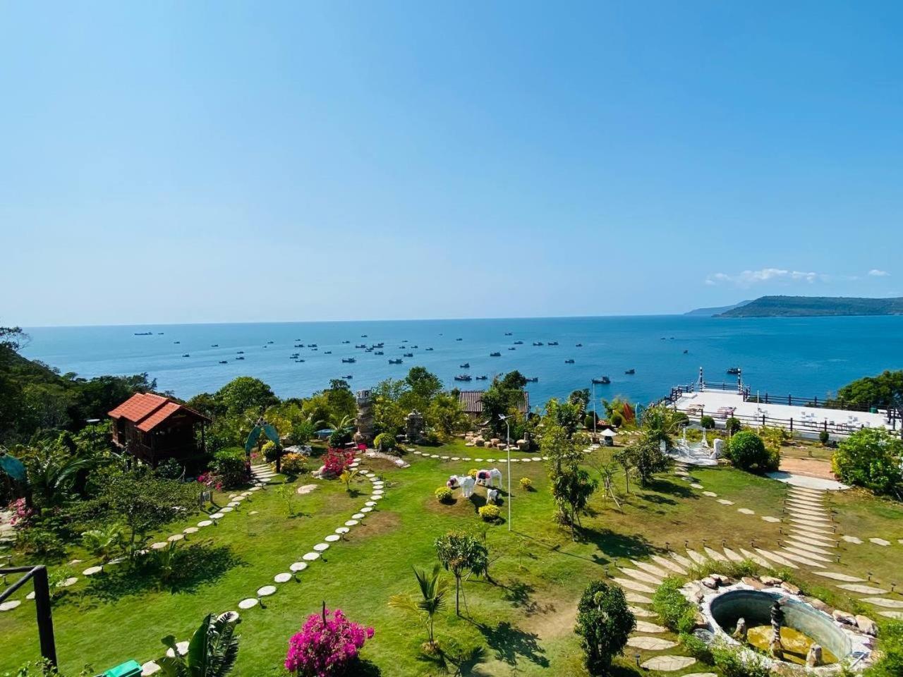 Thmorda Resort Koh Rong Sanloem Exterior photo